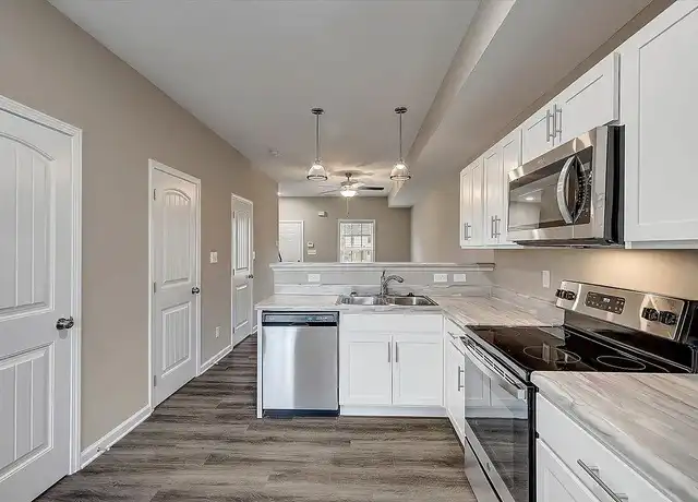 Property at Pinebrook - 1260 Parkway Pl, Clarksville, TN, 37042, 2 beds, 1.5 baths, [object Object]