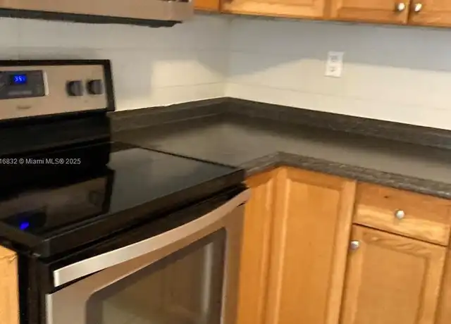 Property at 812 NE 2nd St, Hallandale Beach, FL, 33009, 2 beds, 2 baths, [object Object]