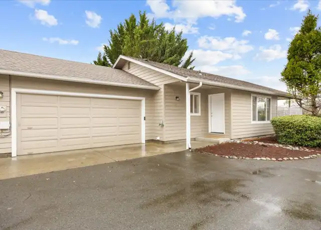 Property at 1371 Star Ct, Grants Pass, OR, 97527, 3 beds, 2 baths, [object Object]