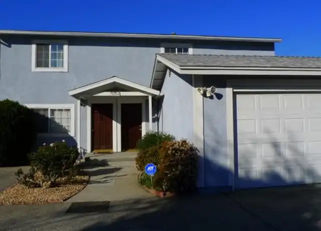 Property at 16015 Olympiad Ln Unit B, Van Nuys, CA, 91406, 2 beds, 1.5 baths, [object Object]