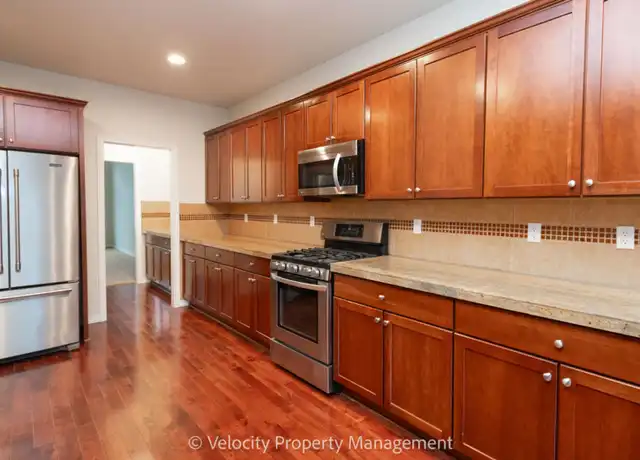 Property at 60959 Snowberry Pl, Bend, OR, 97702, 4 beds, 2.5 baths, [object Object]