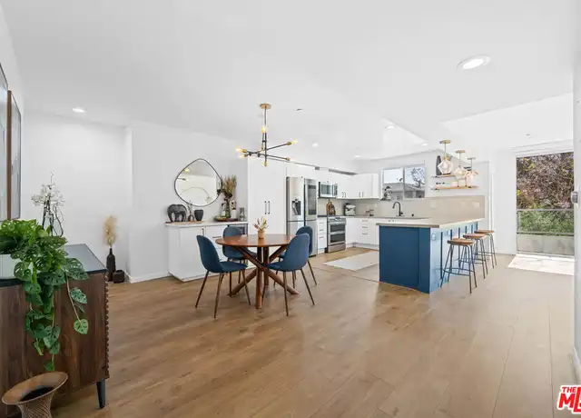 Property at 118 N Kings Rd #203, Los Angeles, CA, 90048, 3 beds, 2 baths, [object Object]