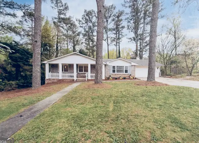 Property at 2000 Hill Rd, Marietta, GA, 30062, 3 beds, 2 baths, [object Object]