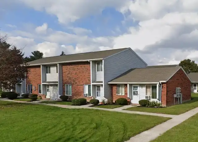 Property at 500 Highland Pkwy, Upper Sandusky, OH, 43351, 1 bed, 1 bath, [object Object]