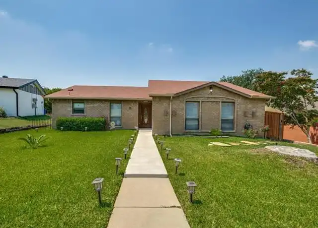 Property at 2625 Briar Hill Dr, Carrollton, TX, 75007, 3 beds, 2 baths, [object Object]