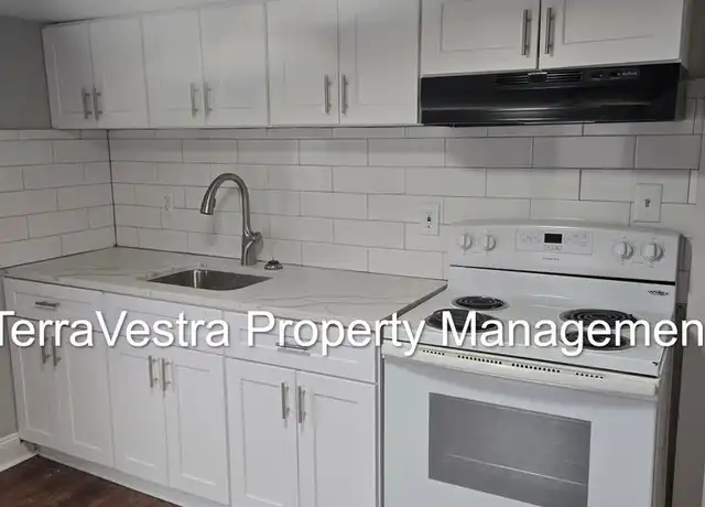Property at 15 Pike Ave Unit 2 (Upstairs), Millville, NJ, 08332, 2 beds, 1 bath, [object Object]