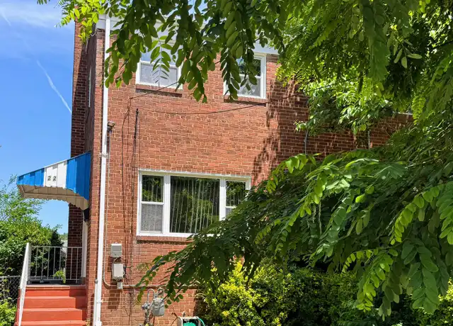 Property at 22 Underwood Pl, Alexandria, VA, 22304, 3 beds, 2 baths, [object Object]