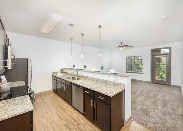 Property at MAA Prairie Trace - 13601 Foster St, Overland Park, KS, 66223, 1 bed, 1 bath, [object Object]