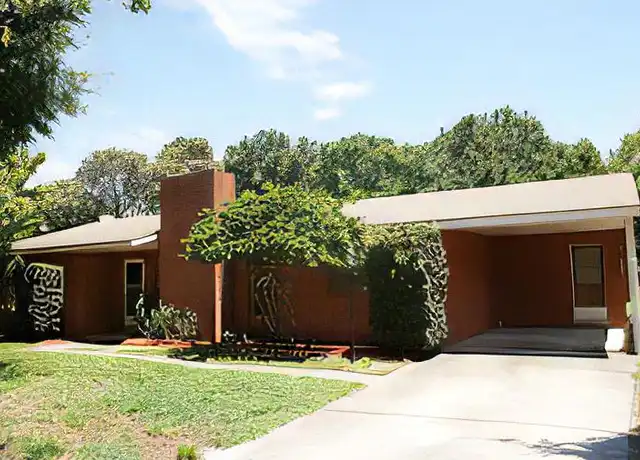 Property at 1821 Oak St, Deland, FL, 32724, 3 beds, 2 baths, [object Object]