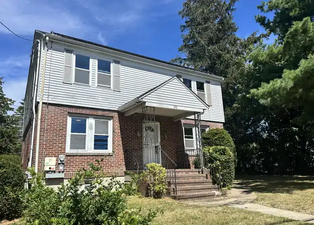 Property at 175 West St Unit 2, Milford, MA, 01757, 2 beds, 1 bath, [object Object]