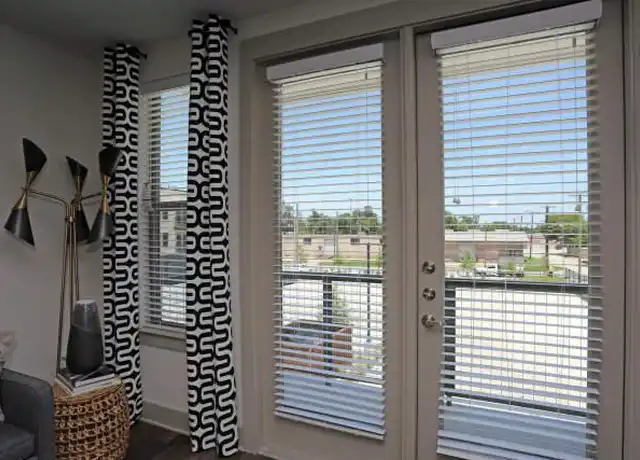 Property at 707 Seale St Unit 1015, Dallas, TX, 75208, 1 bed, 1 bath, [object Object]