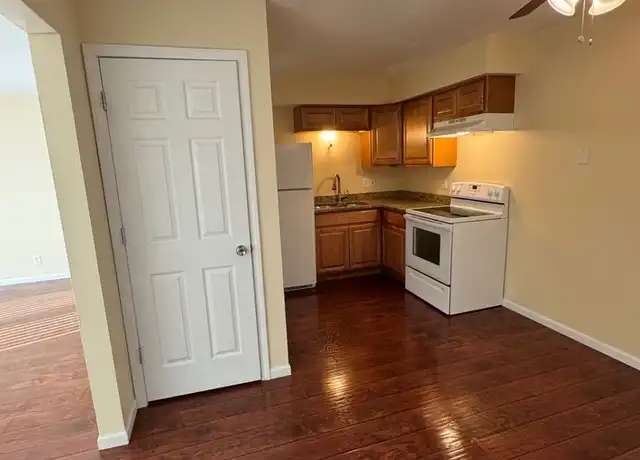 Property at 3120 Meriday Ln, Rockford, IL, 61109, 2 beds, 1 bath, [object Object]
