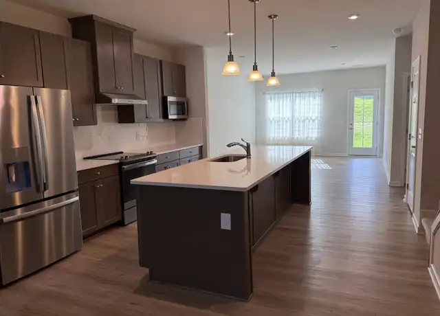 Property at 304 Lantern Cir, Gallatin, TN, 37066, 3 beds, 2.5 baths, [object Object]