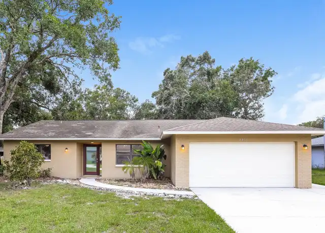 Property at 2473 Guthrie Cir, Sarasota, FL, 34235, 3 beds, 2 baths, [object Object]