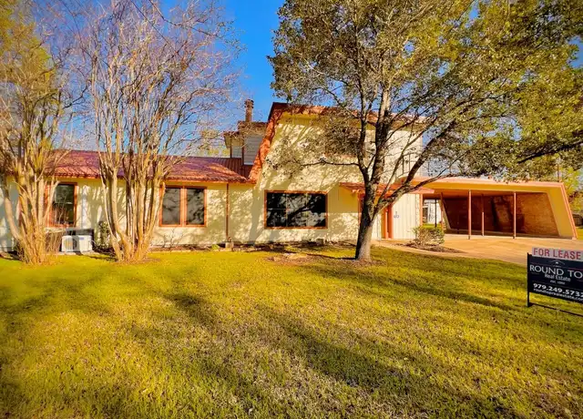Property at 114 Hollaway St Unit A, La Grange, TX, 78945, 3 beds, 2 baths, [object Object]