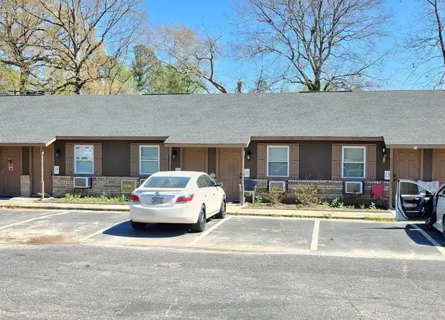Property at 216 Tabor Dr, Warner Robins, GA, 31093, 1 bed, 1 bath, [object Object]