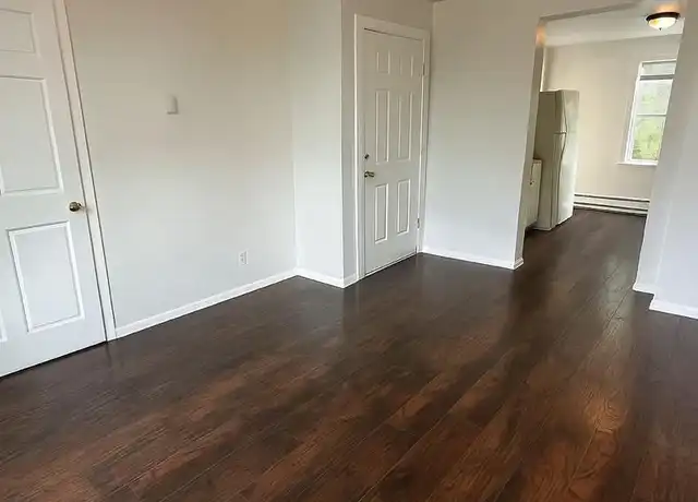 Property at 784 Agate St Unit 3, St Paul, MN, 55117, 3 beds, 1 bath, [object Object]
