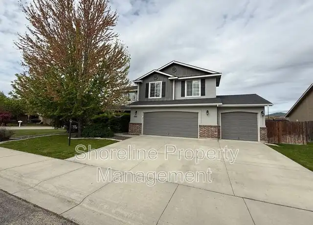 Property at 4385 N Rhodes Ave, Meridian, ID, 83646, 4 beds, 2 baths, [object Object]