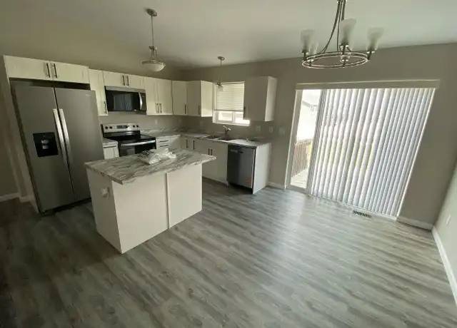Property at Bold Duplexes on Mulberry - 91 Mulberry Loop NE, Minot, ND, 58703, 3 beds, 2 baths, [object Object]