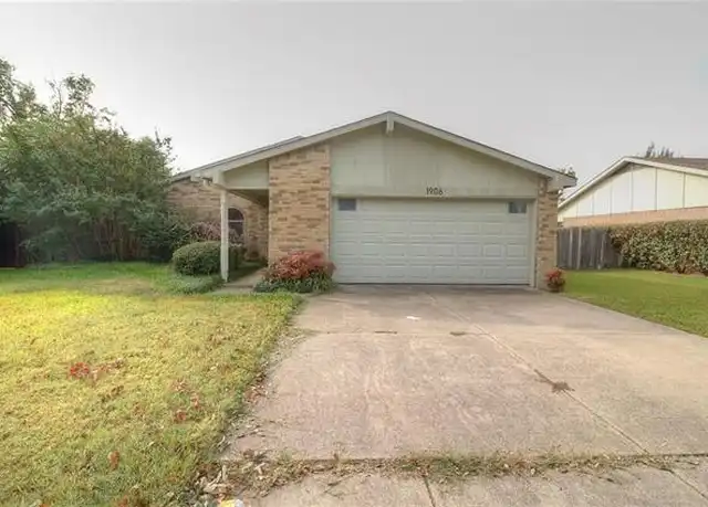 Property at 1906 San Saba Ln, Arlington, TX, 76006, 3 beds, 2 baths, [object Object]
