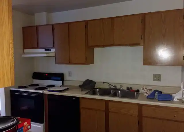 Property at 971 N Kelly St Unit 19, Cadott, WI, 54727, 3 beds, 1 bath, [object Object]
