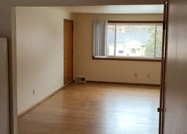 Property at 719 E Cecil St Unit 851-3, Neenah, WI, 54956, 2 beds, 1 bath, [object Object]