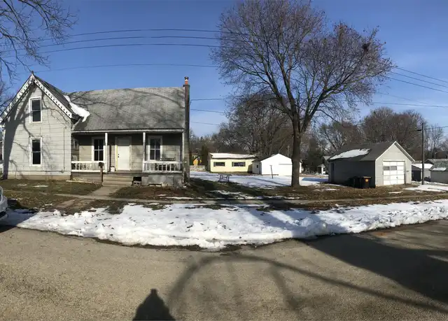 Property at 511 S 2nd St Unit 1, Oregon, IL, 61061, 3 beds, 1 bath, [object Object]