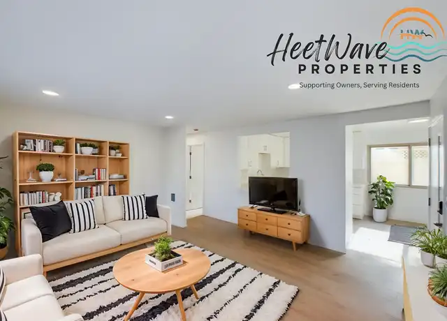 Property at 1201 N Vulcan Ave Unit 2, Encinitas, CA, 92024, 2 beds, 1 bath, [object Object]
