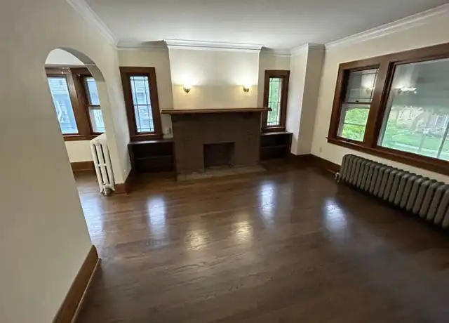 Property at 556 N 63rd St, Milwaukee, WI, 53213, 3 beds, 1 bath, [object Object]