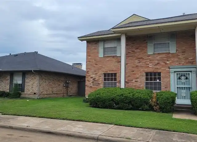 Property at 3616 Hopetown Dr, Dallas, TX, 75229, 2 beds, 2.5 baths, [object Object]