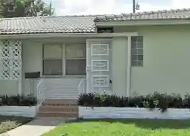 Property at 186 NE 109th St, Miami, FL, 33161, 2 beds, 2 baths, [object Object]