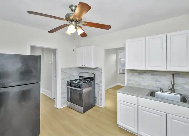 Property at 8 Shawmut Ter Unit 2, Malden, MA, 02148, 3 beds, 1 bath, [object Object]