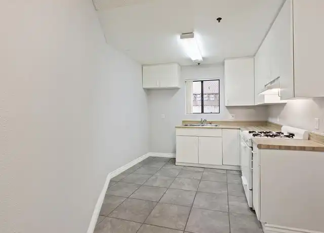 Property at Tuscani Villas - 369 Columbia Ave, Los Angeles, CA, 90017, 1 bed, 1 bath, [object Object]