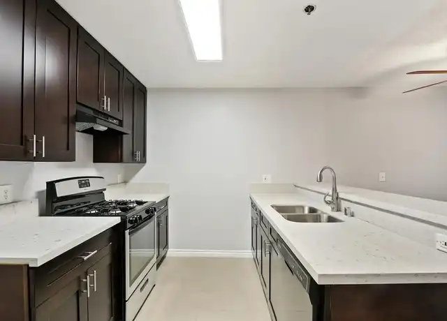 Property at Tuscani Villas - 369 Columbia Ave, Los Angeles, CA, 90017, 1 bed, 1 bath, [object Object]