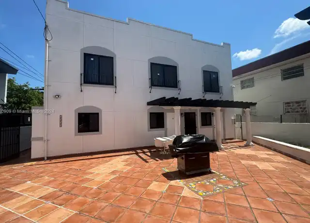 Property at 1234 SW 4th St Unit 2, Miami, FL, 33135, 2 beds, 1 bath, [object Object]