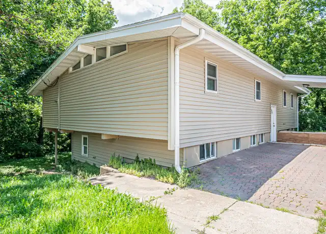 Property at 2309 Anderson Ave, Manhattan, KS, 66502, 5 beds, 3 baths, [object Object]