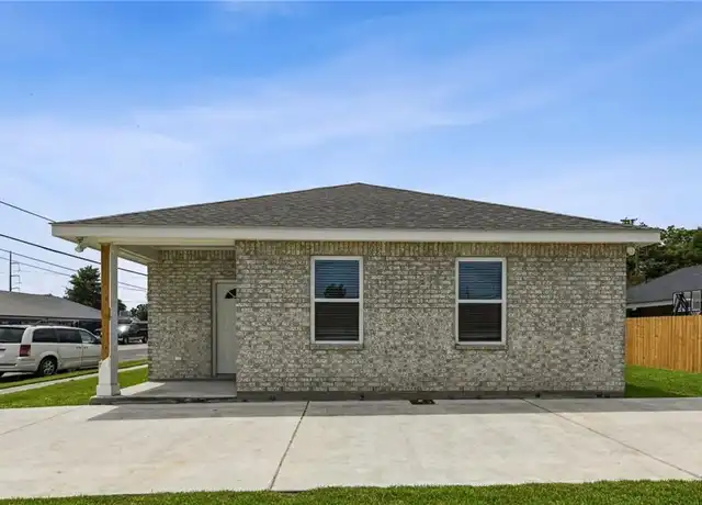 Property at 2403 Montesquieu St, Chalmette, LA, 70043, 3 beds, 2 baths, [object Object]