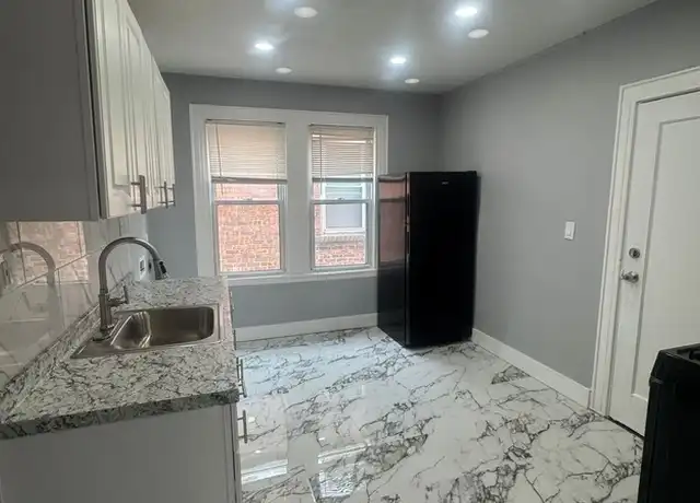 Property at 153 Dover St Unit C, New Haven, CT, 06513, 2 beds, 1 bath, [object Object]