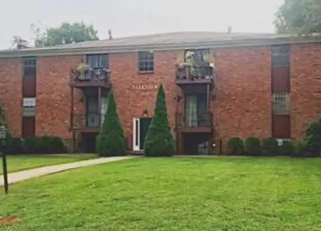 Property at 1520 Cherokee Rd Unit 8, Louisville, KY, 40205, 2 beds, 1 bath, [object Object]