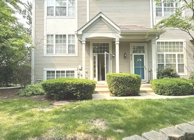Property at 922 S Darla Ct, Waukegan, IL, 60085, 3 beds, 2.5 baths, [object Object]