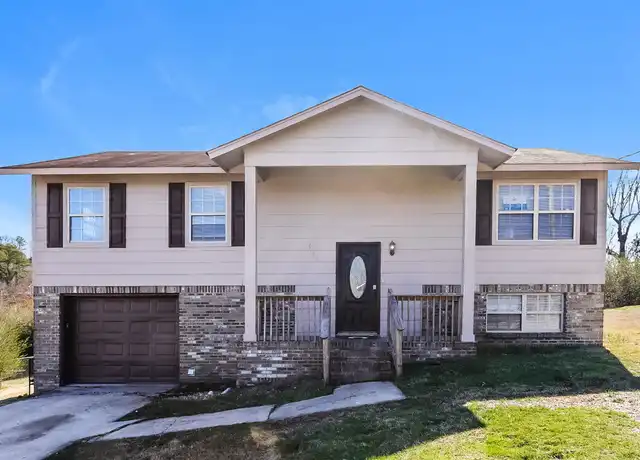 Property at 909 Country View Dr, Center Point, AL, 35215, 3 beds, 1.5 baths, [object Object]