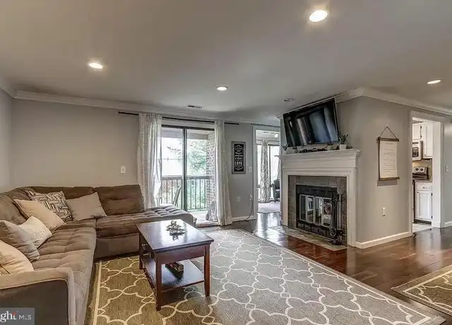 Property at 13124 Wonderland Way Unit 21-303, Germantown, MD, 20874, 2 beds, 2 baths, [object Object]