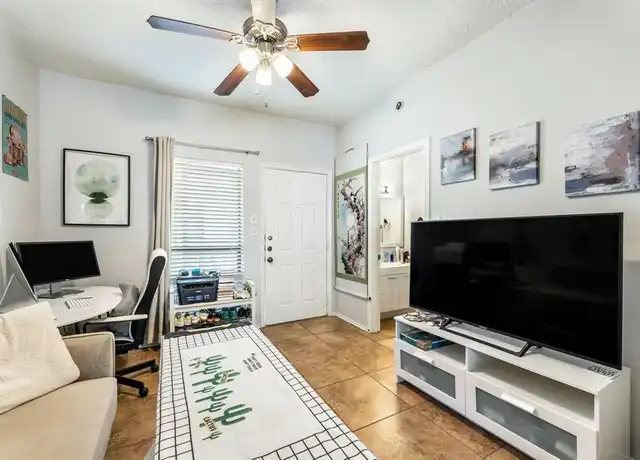 Property at 3206 King St #206, Austin, TX, 78705, 1 bed, 1 bath, [object Object]