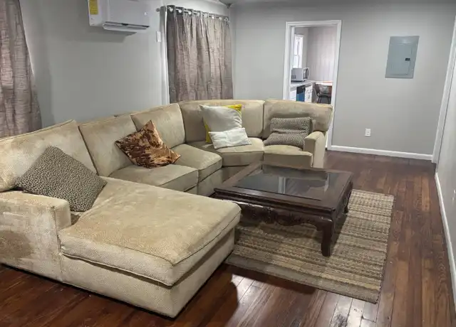 Property at 3307 E 15th St, Tulsa, OK, 74112, 2 beds, 1 bath, [object Object]
