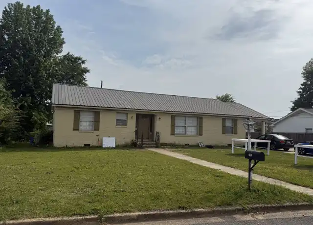 Property at 242 Cedar Crst, Tuscaloosa, AL, 35401, 3 beds, 3 baths, [object Object]