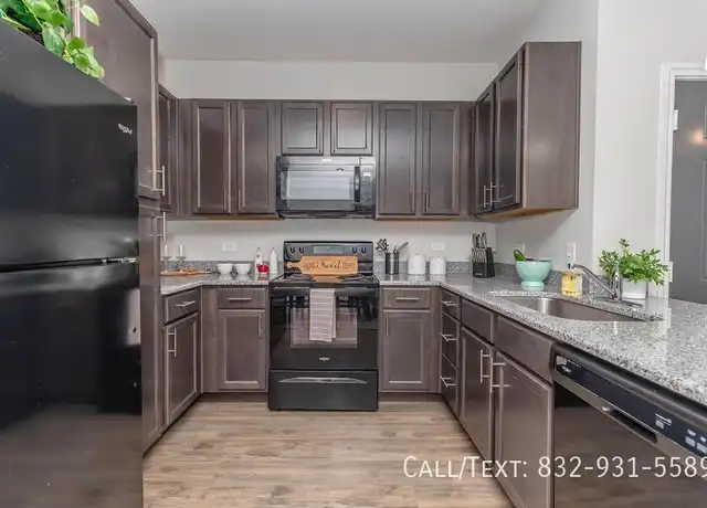Property at 10896 W Bellfort Ave Unit AASF, Houston, TX, 77099, 2 beds, 2 baths, [object Object]