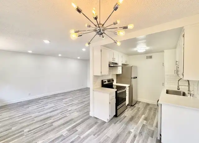 Property at 14632 Magnolia Blvd Unit 203, Sherman Oaks, CA, 91403, 1 bed, 1 bath, [object Object]