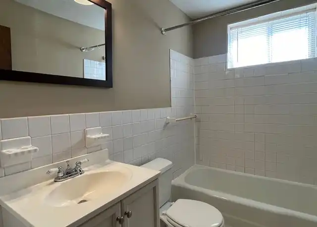 Property at 543 40th Ave NE Unit 4, Minneapolis, MN, 55421, 1 bed, 1 bath, [object Object]
