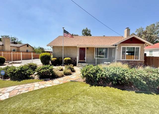 Photo of 250 N Wateka St, San Jacinto, CA 92583