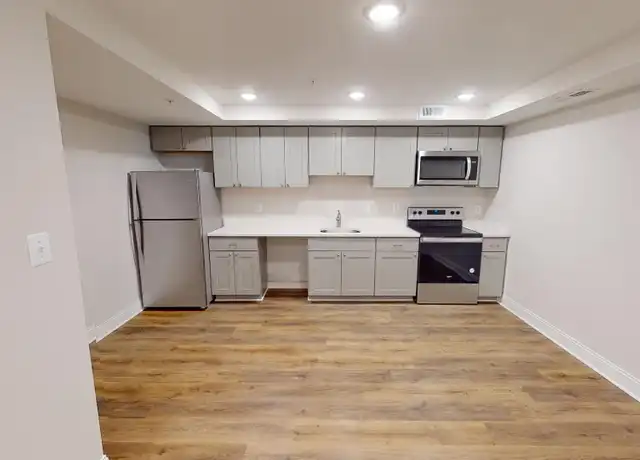 Property at 220 Hamilton St NW Unit C4, Washington, DC, 20011, 1 bed, 1 bath, [object Object]